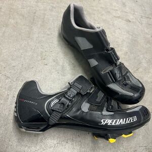 Specialized Black and Gray Cycling Shoes